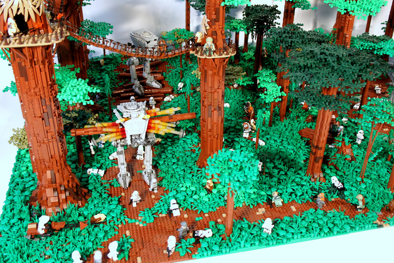 Illustration for article titled 40,000-Piece Lego Battle Of Endor